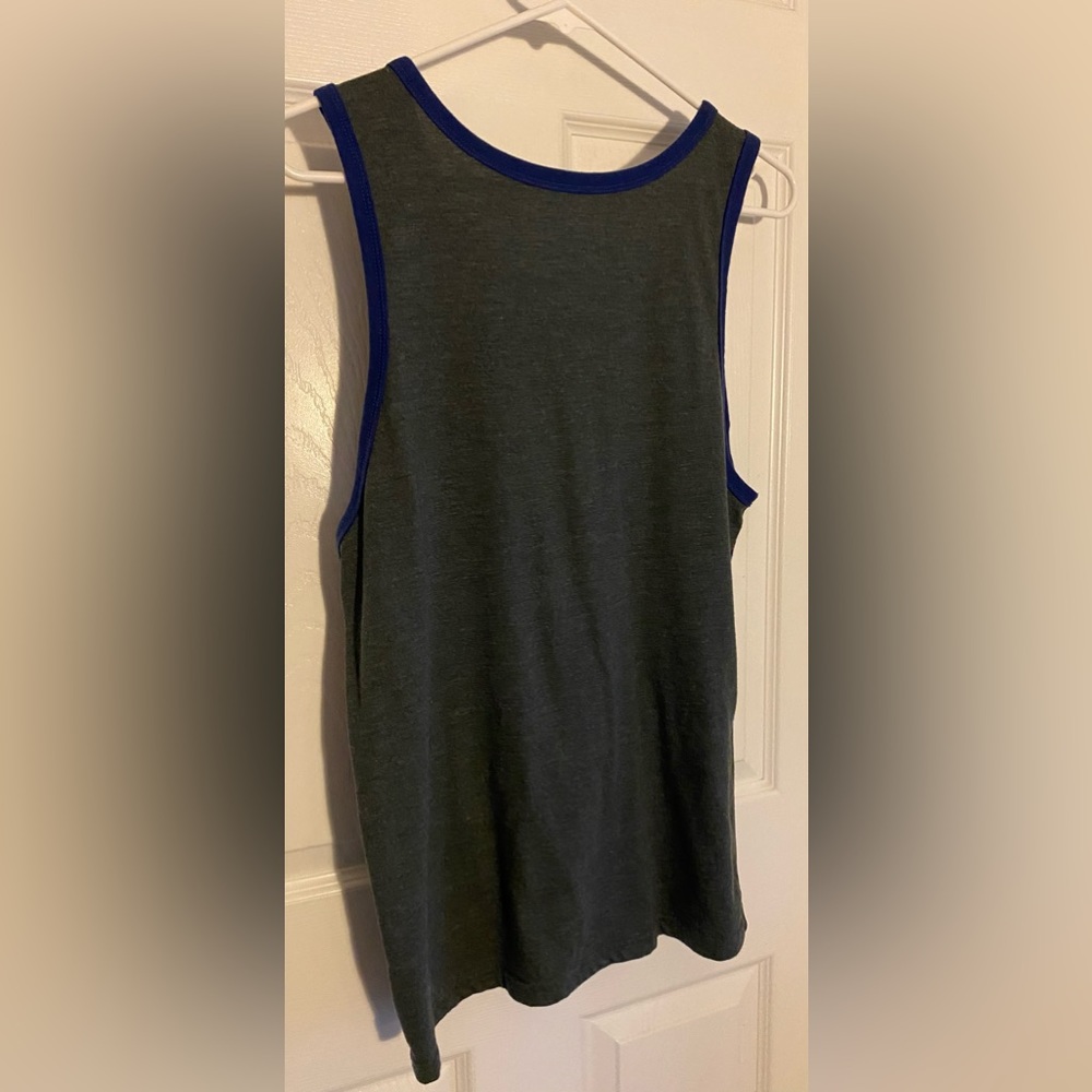 Volcom Tank Top - Picture 4 of 4
